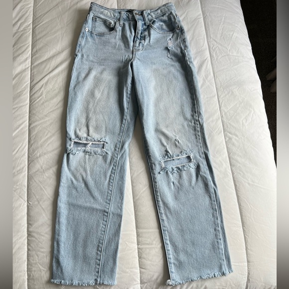 Light Denim Jeans - Picture 3 of 5